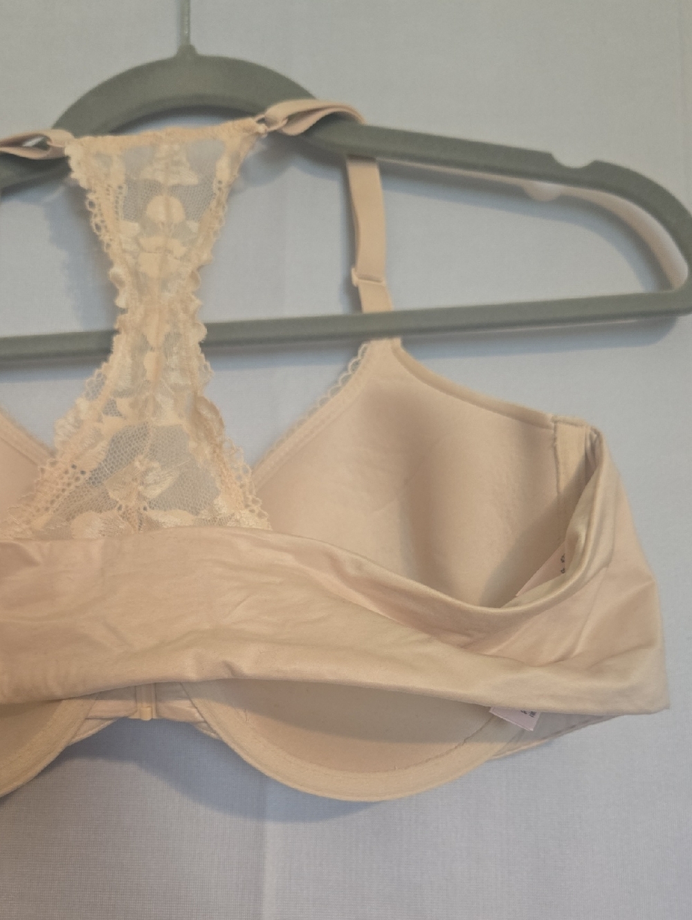 Victoria's Secret Racerback Light Nude Lace Back Bra – Smooth 38C NWOT - Picture 4 of 5